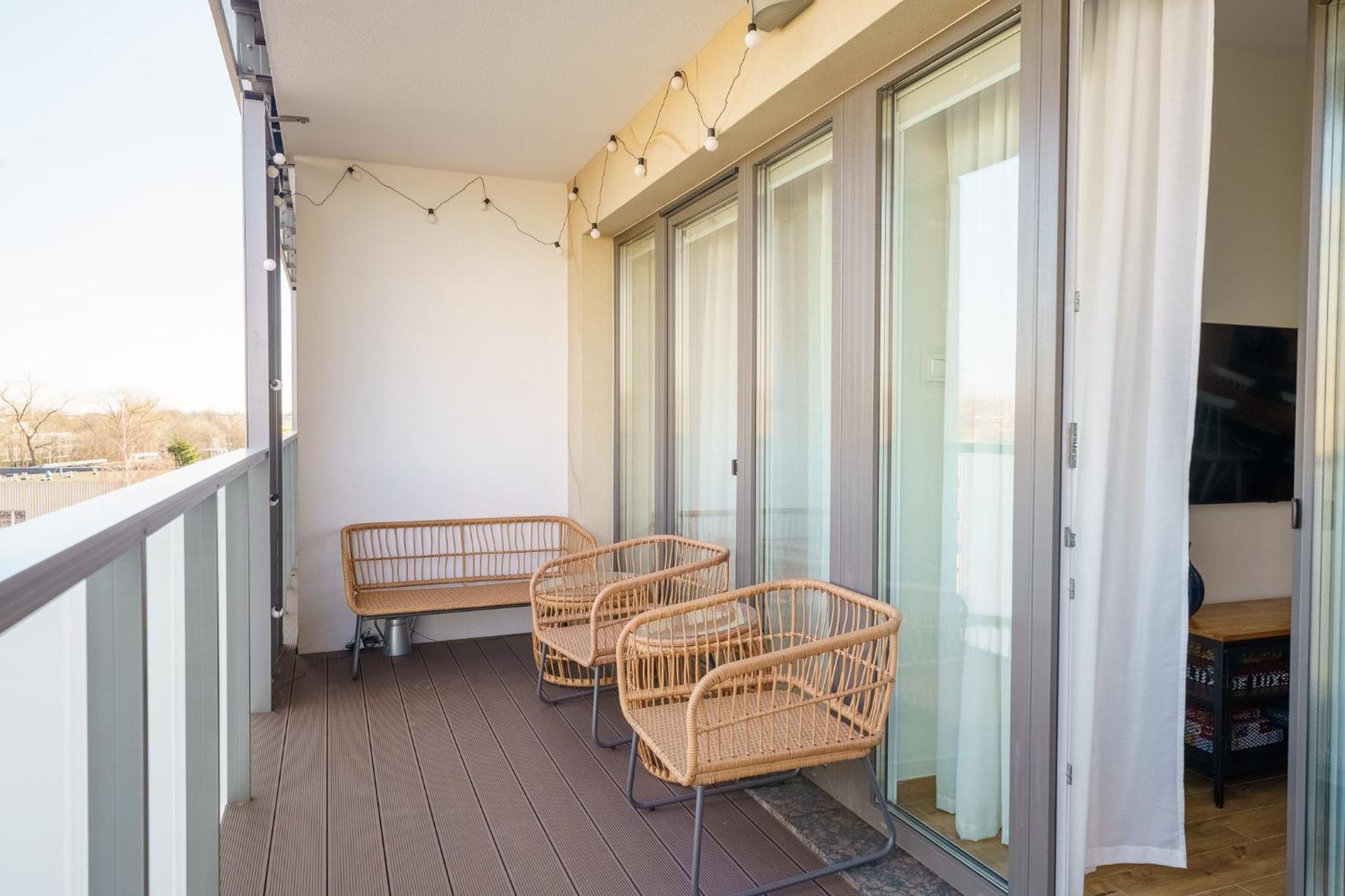 Faro Apartamenty Kasprowicza 20 Basen W Cenie Schwimmbad Im Preis Kolobrzeg Exterior photo