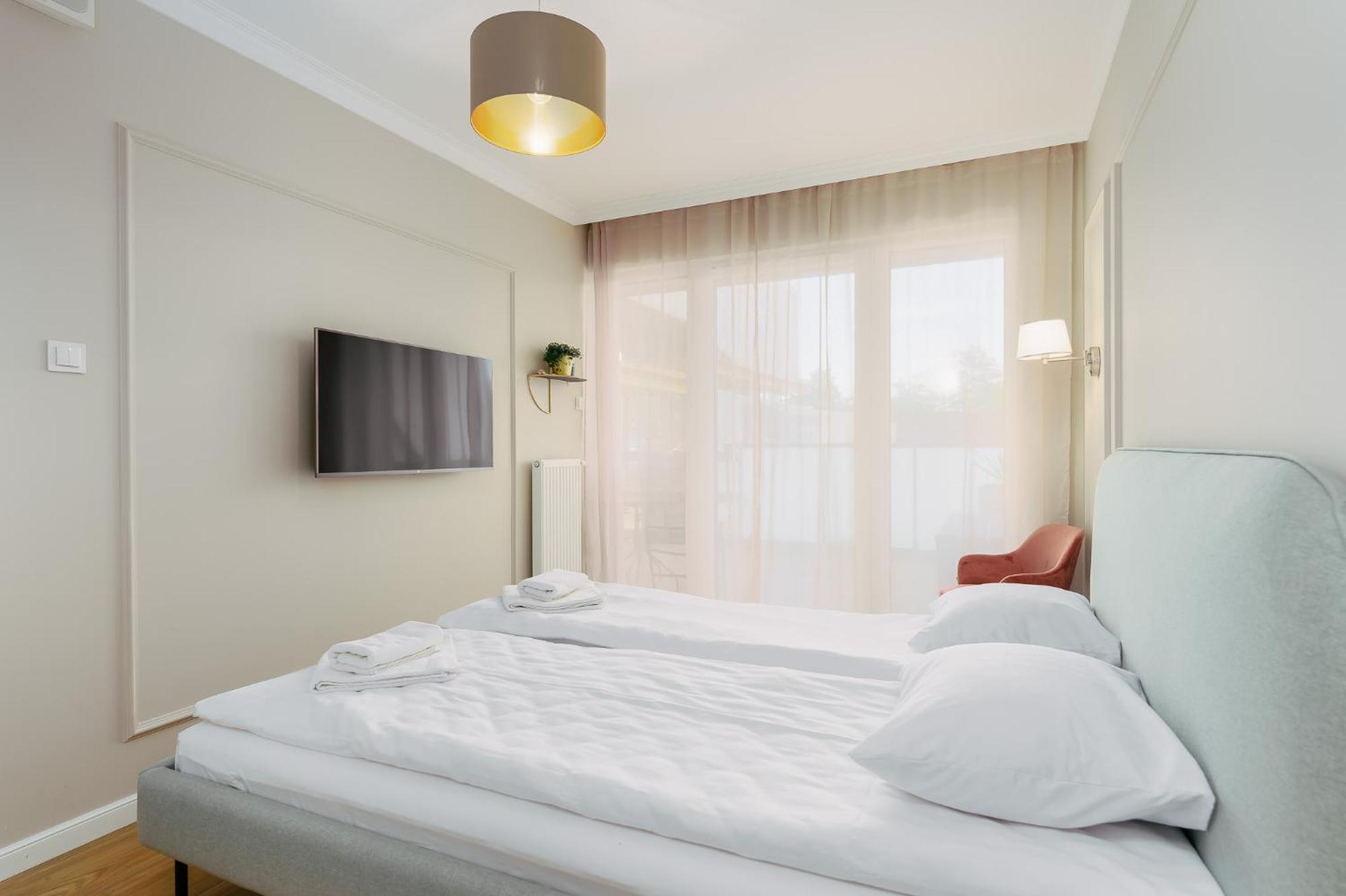 Faro Apartamenty Kasprowicza 20 Basen W Cenie Schwimmbad Im Preis Kolobrzeg Room photo